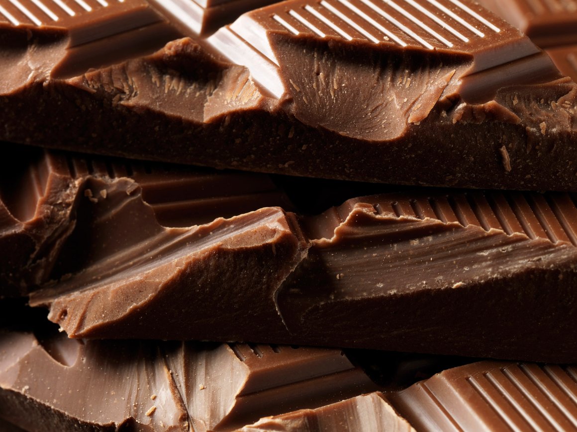 В Бурятии сняли с продажи шоколад «Аюнка» из-за схожести с «Аленкой»