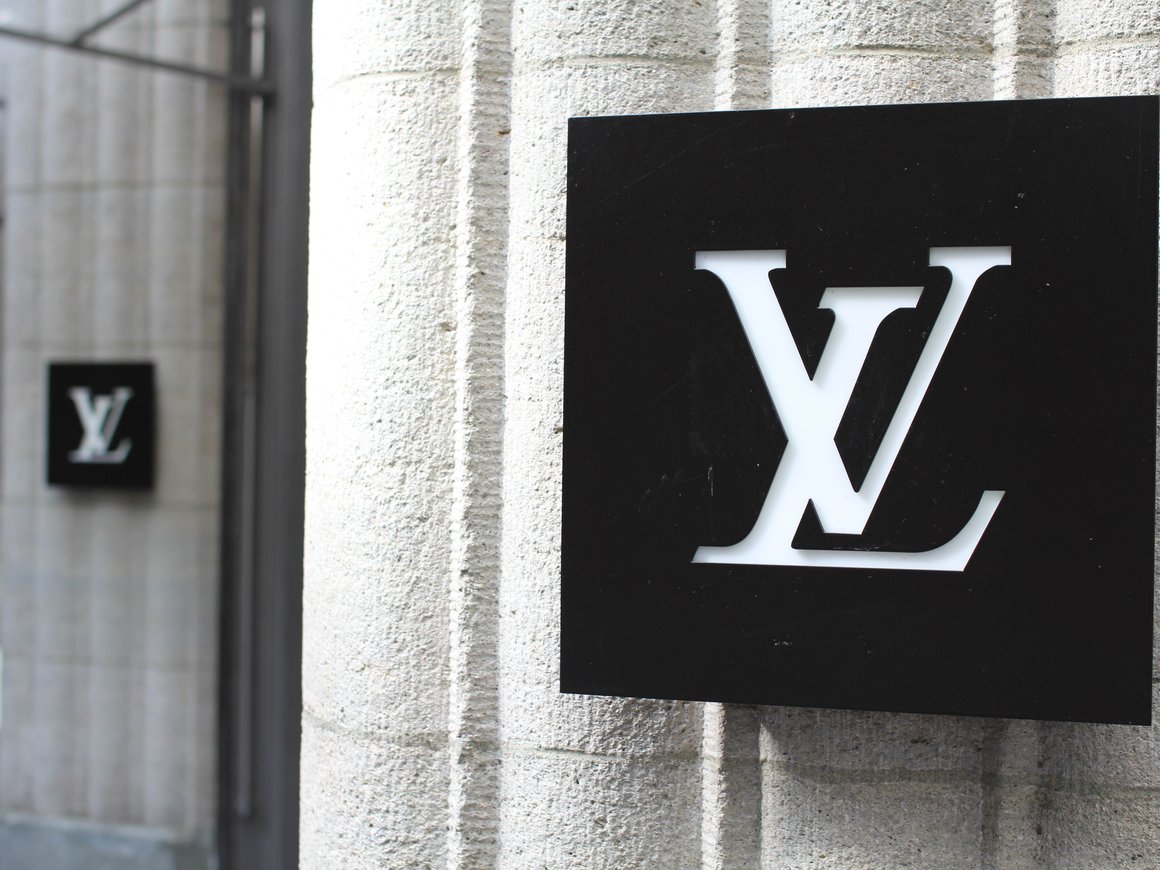 LVMH стала первой в Европе компанией с капитализацией свыше $500 млрд