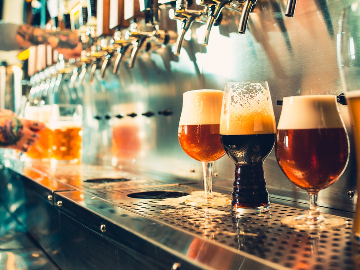 Крупнейшие экспортеры чешского пива прекратили поставки в Россию