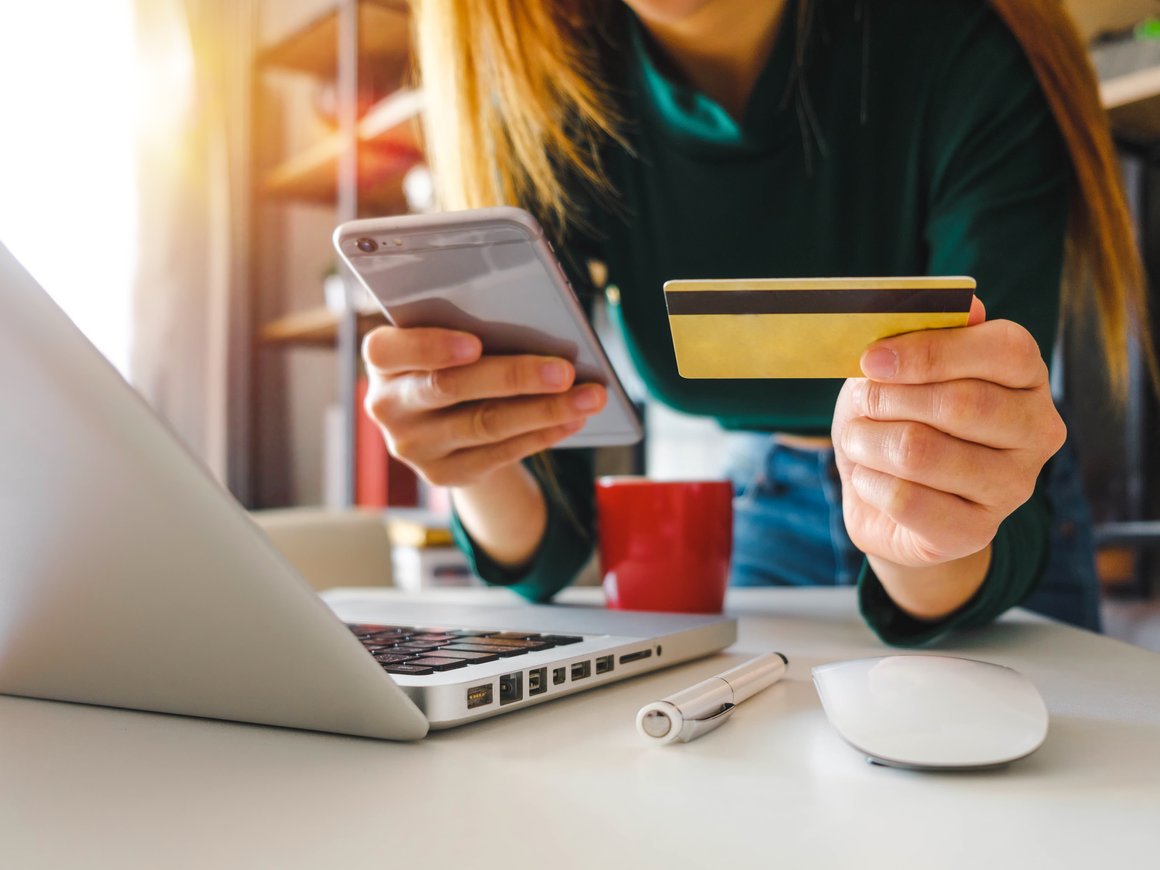 Мошенники нашли новый способ обнулить карту за несколько секунд