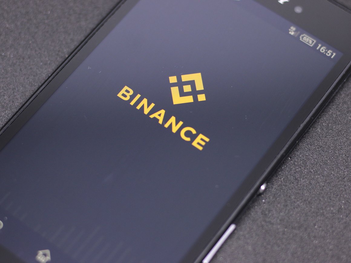 В США начали расследование против криптобиржи Binance