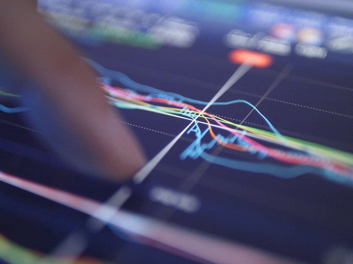 S&P Dow Jones Indices исключит акции российских компаний из своих индексов