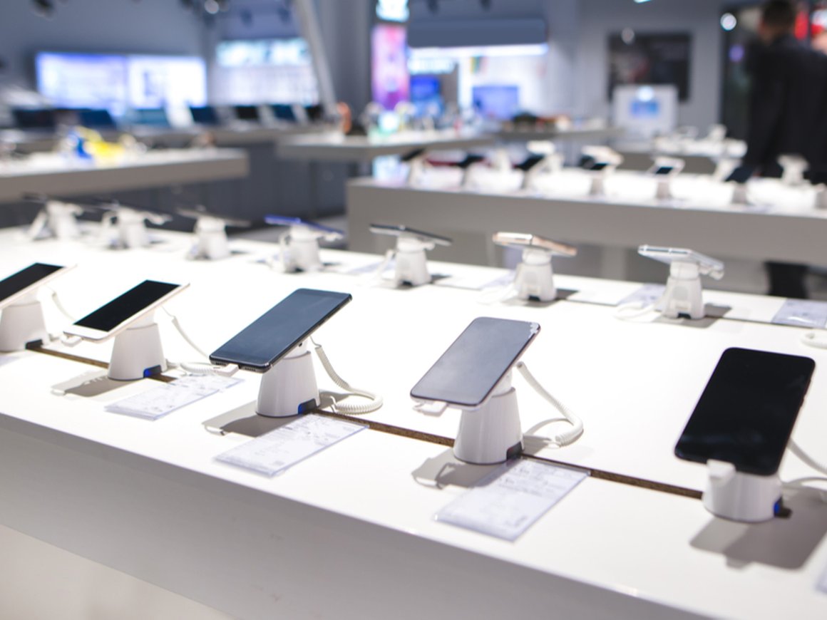 В России резко вырос спрос на смартфоны из-за санкционных опасений