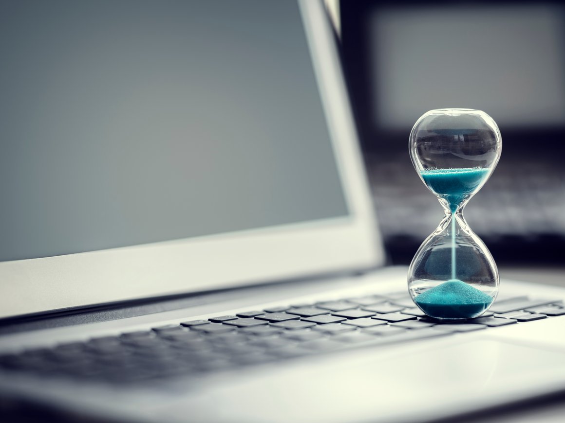 СДЭК запустил доставку в удобное время, налоговые долги компаний выросли почти на 30%: главное 11 июля