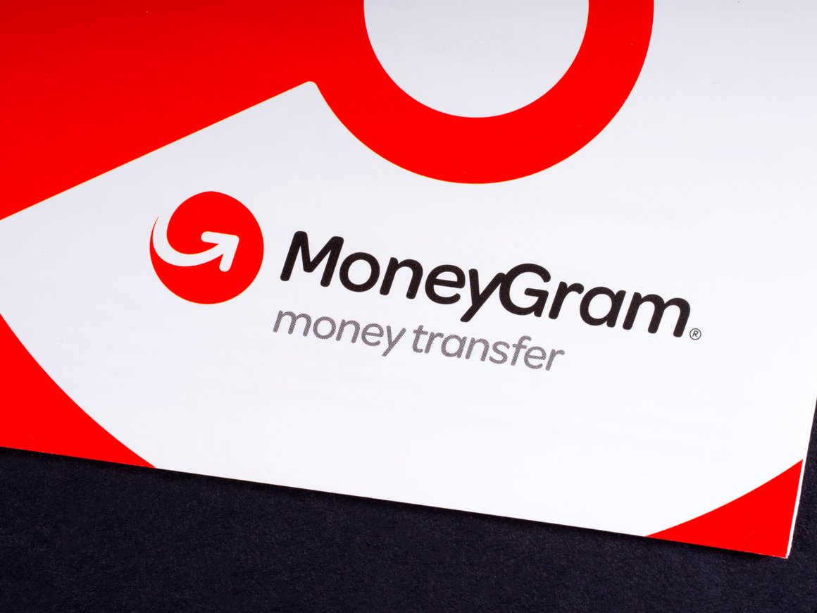 MoneyGram перестал отправлять деньги из России