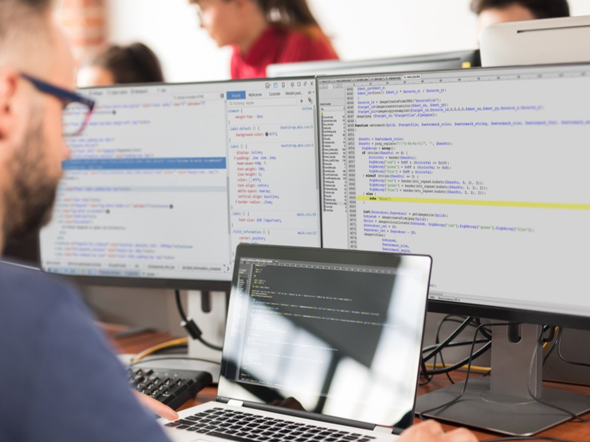 Большинство айтишников в России работают без профильного высшего образования — исследование