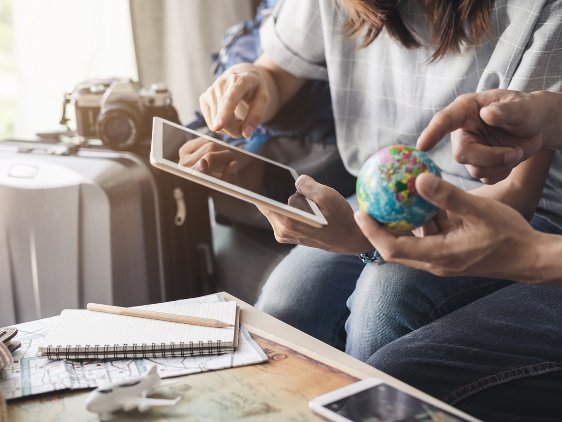 Виртуальные путешествия и сложные прогнозы: как цифровые сервисы меняют туристический рынок