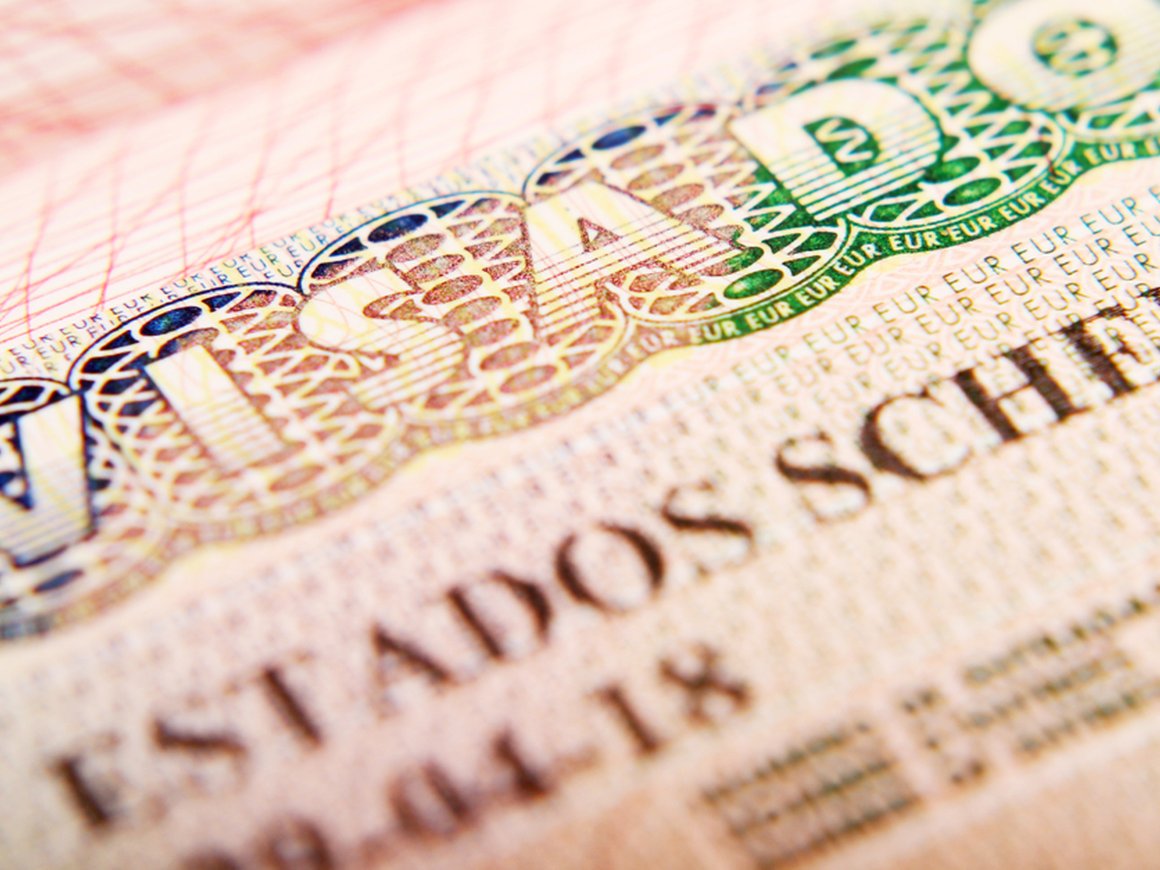 Испания увеличила втрое выдачу шенгенских виз россиянам