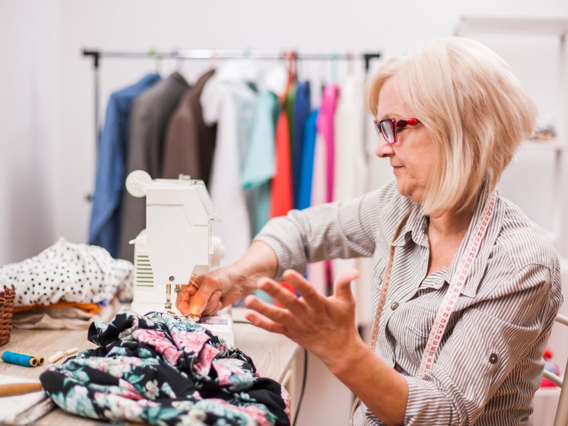 Самозанятость для пенсионеров в 2025 году: все что нужно знать