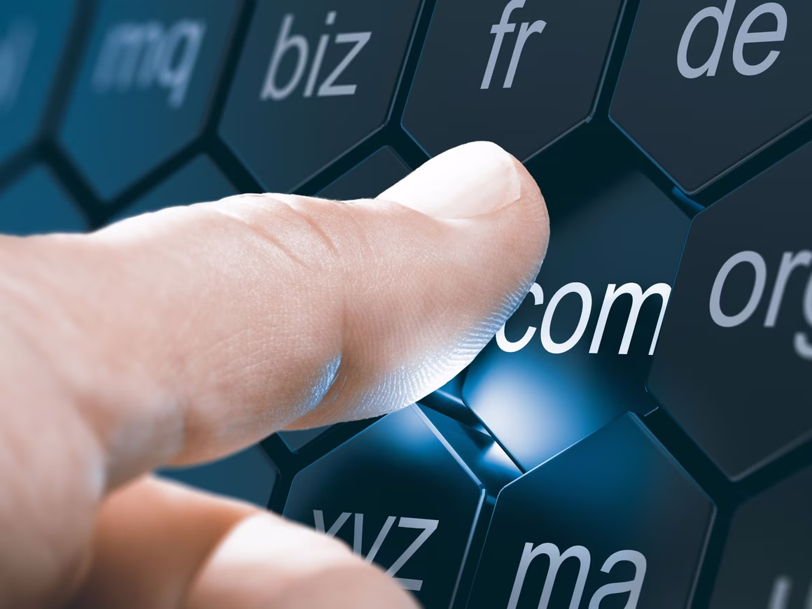 Флиппинг доменов: что это такое и как на этом заработать