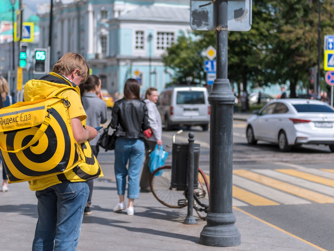 «Яндекс.Еда» организует корпоративное питание