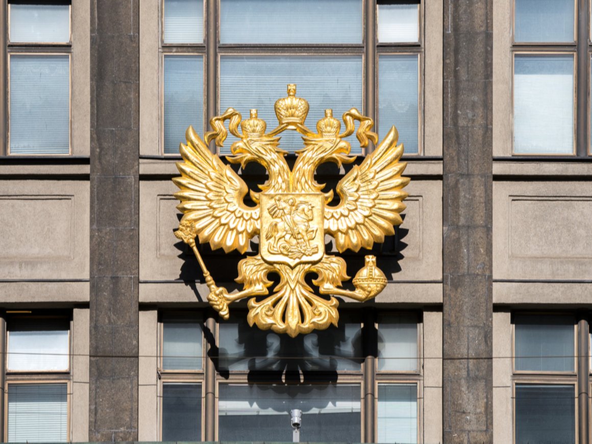 Первый иностранный сервис начал исполнять в России закон о «приземлении»