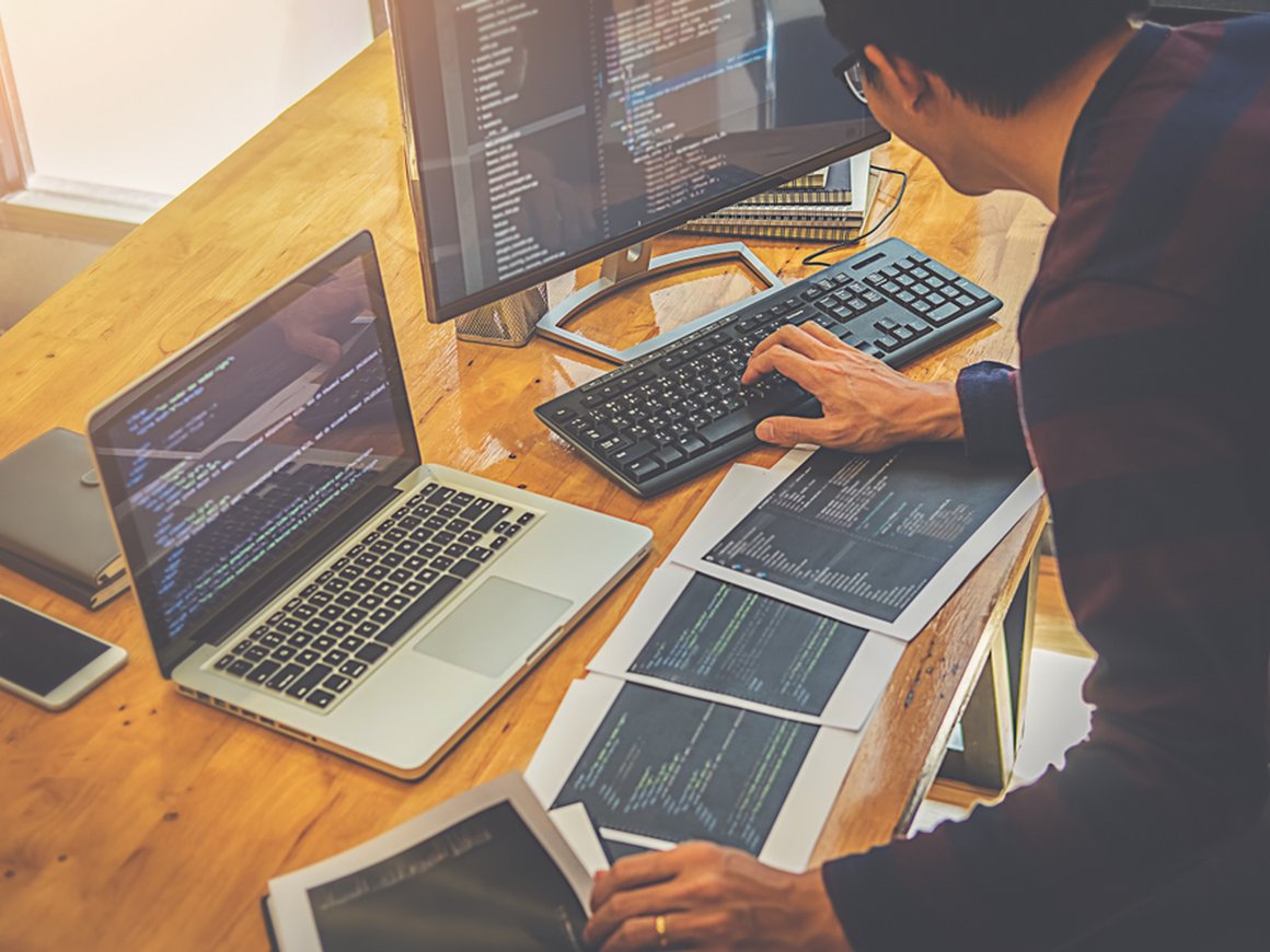 «Люди неверно представляют, как развиваются технологии». Зачем молодые программисты идут в науку