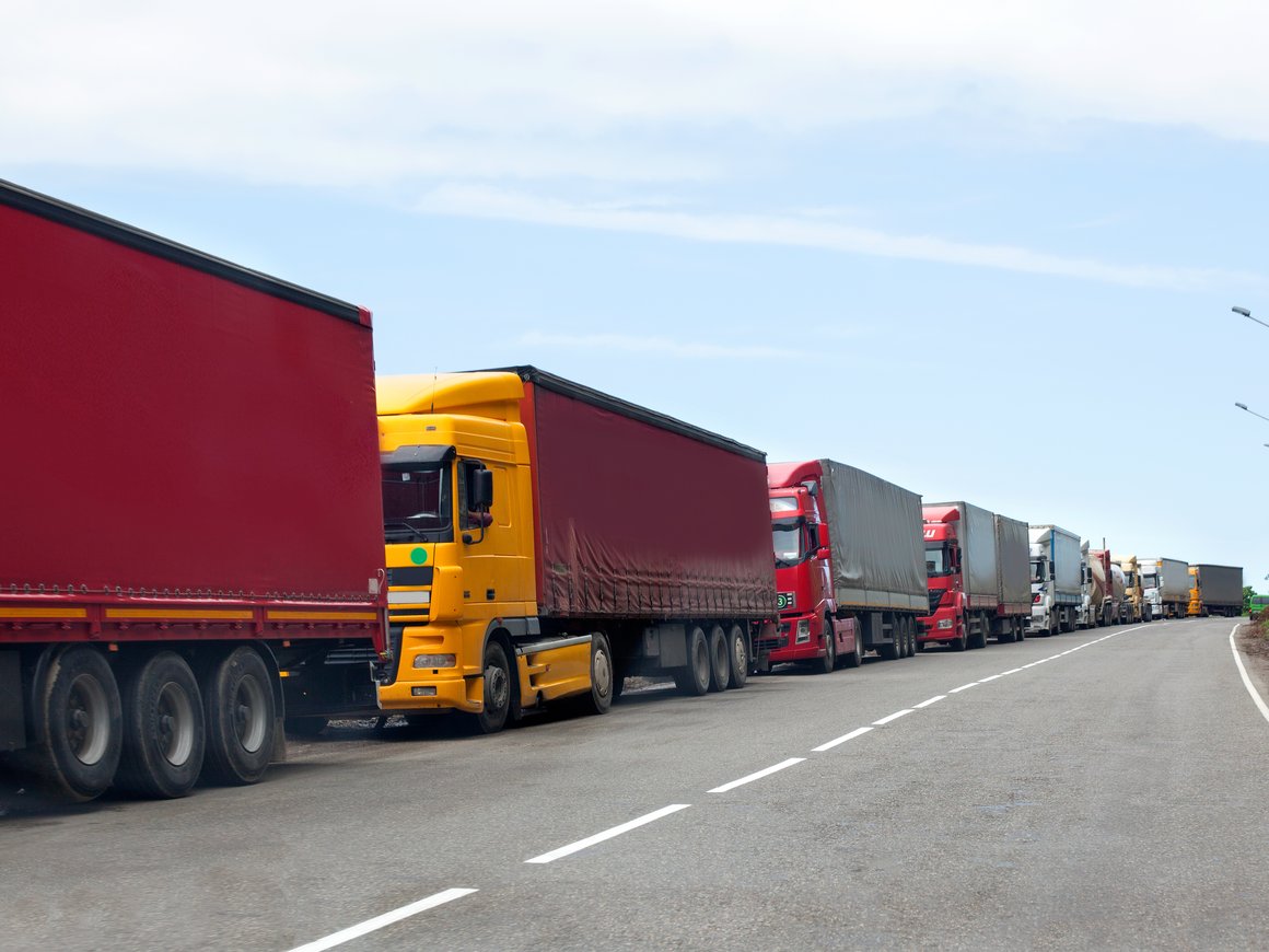 Минпромторг планирует на год продлить программу параллельного импорта