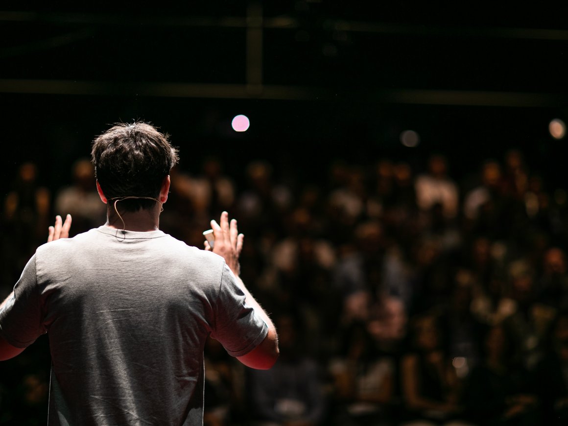 Минтруду предложили стандартизировать работу «инфоцыган»