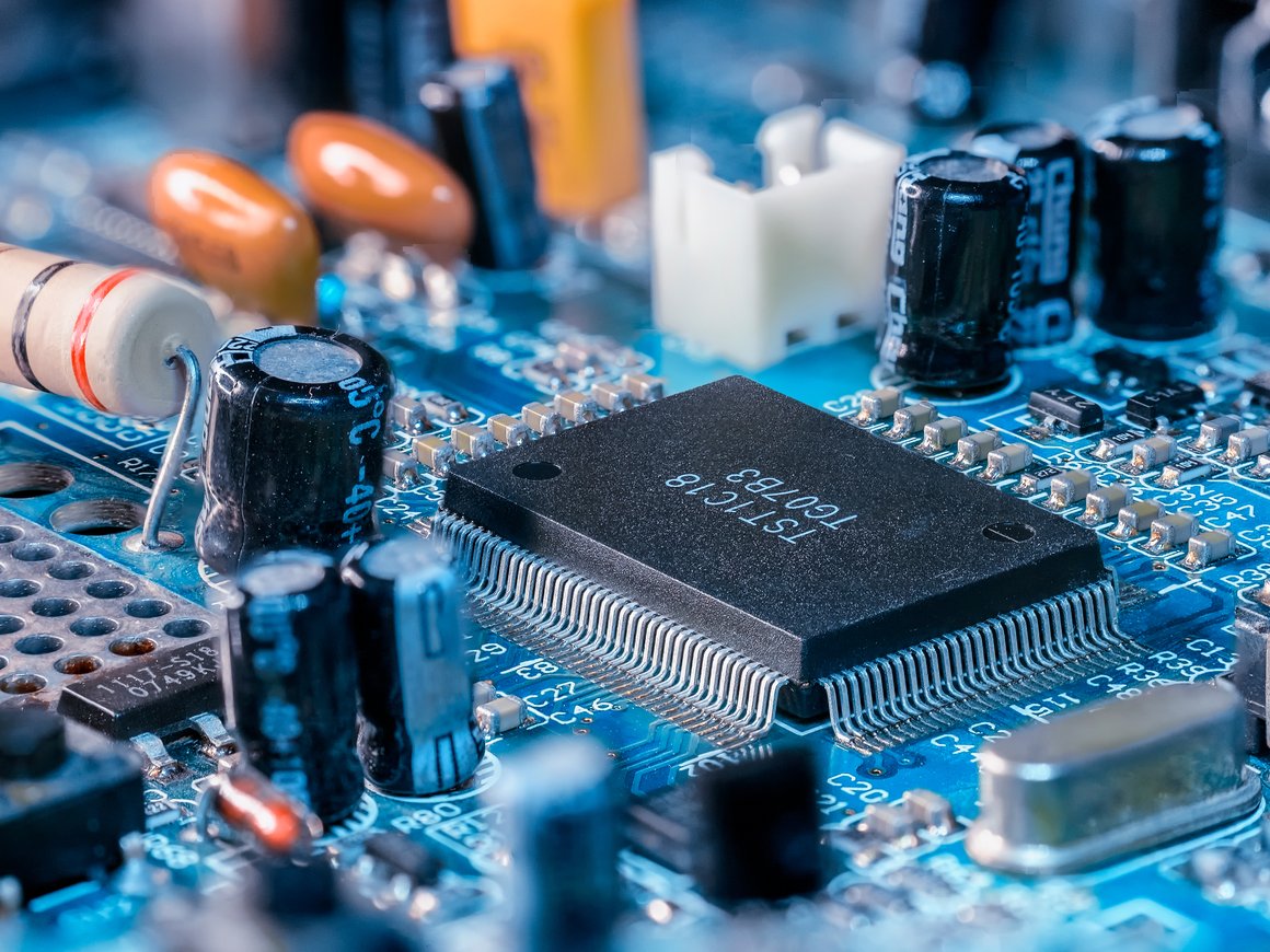 Компьютеры на российских процессорах появятся в продаже в 2022 году