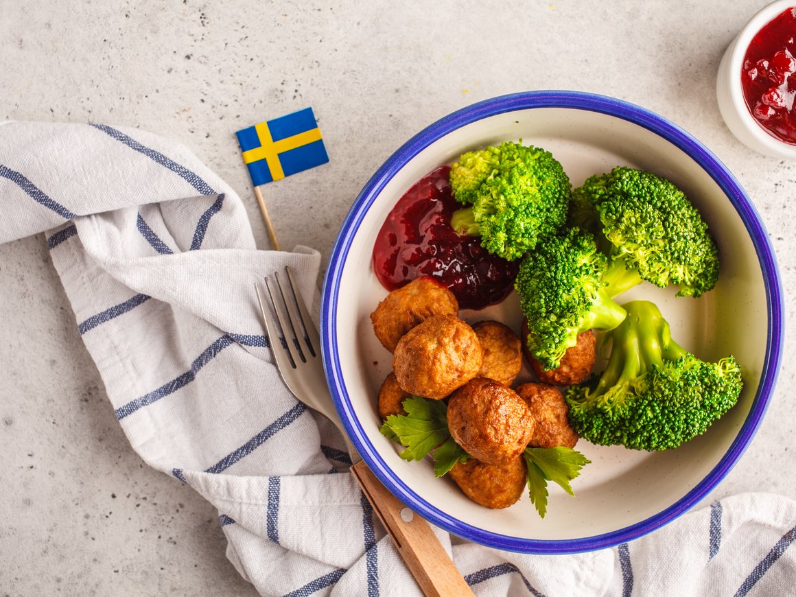 Москвичи смогут заказать доставку продуктов IKEA