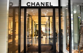Chanel начала расторгать договоры аренды в России