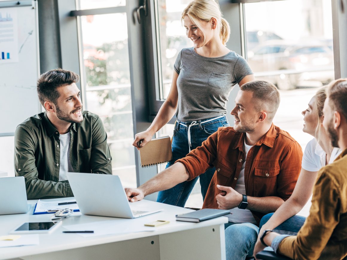 Агентство Demis Group разработало цифровой маркетолог на базе AI