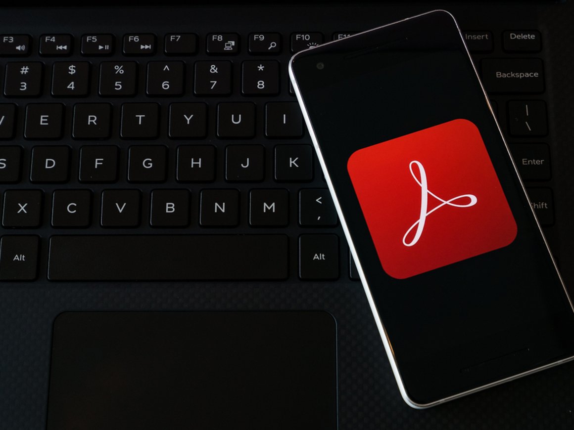 «Когда вы пытаетесь запустить стартап, вам нужны люди вокруг кулера с водой»: глава Adobe указал минусы удаленки