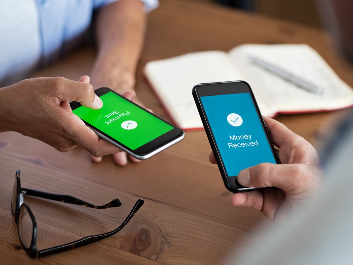 СБП-переводы от компаний россиянам выросли в пять раз