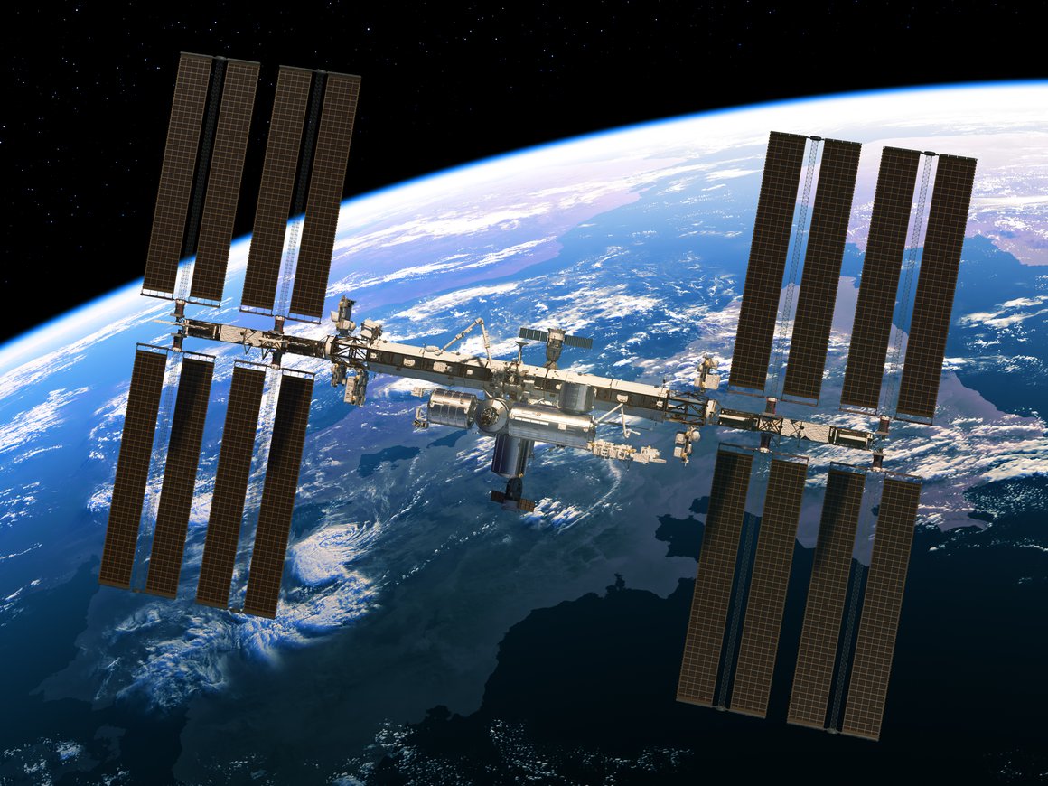 Появилось новое объяснение утечки воздуха в российском модуле МКС