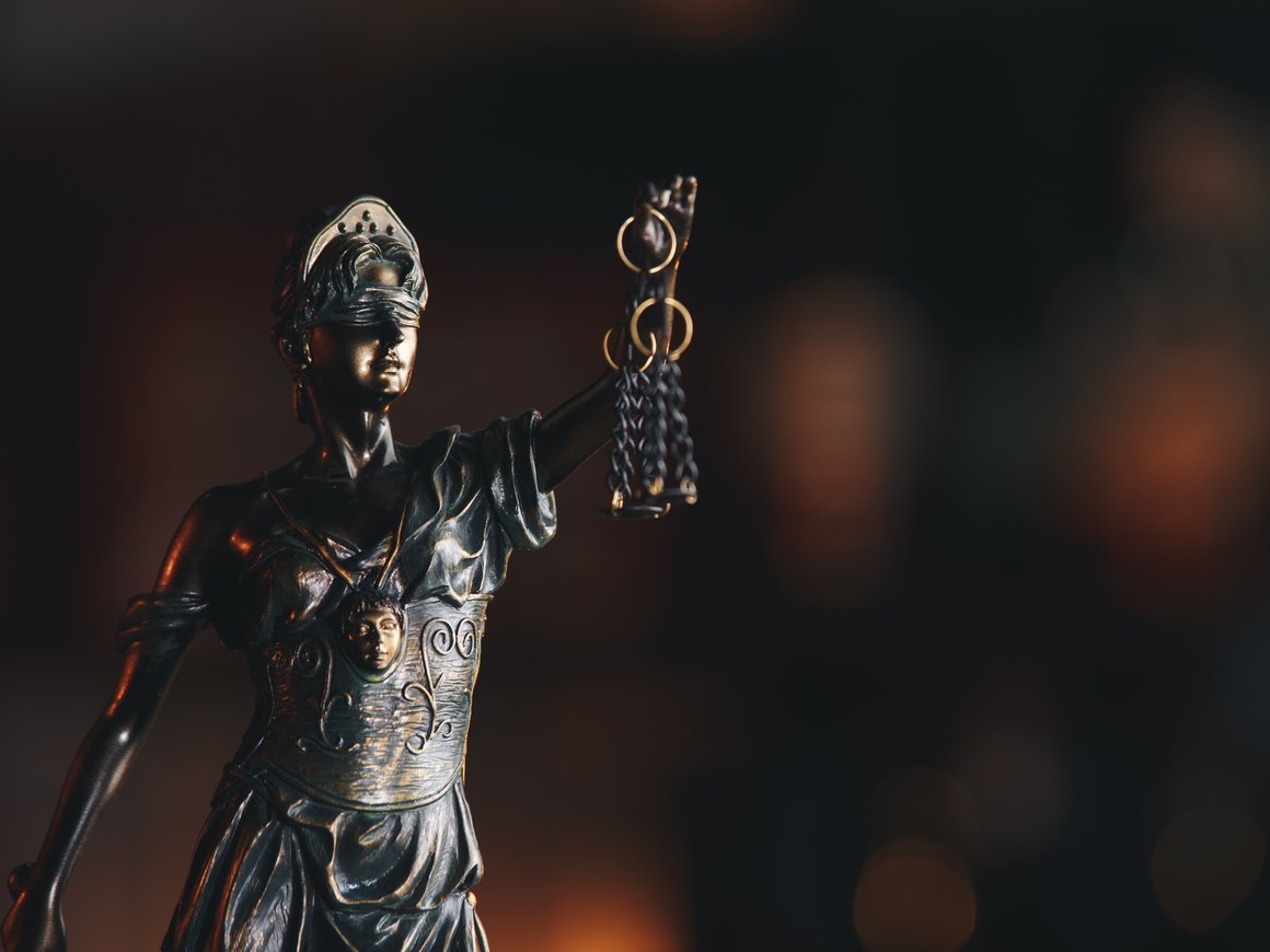 Большинство юристов в России высказались за регулирование ИИ