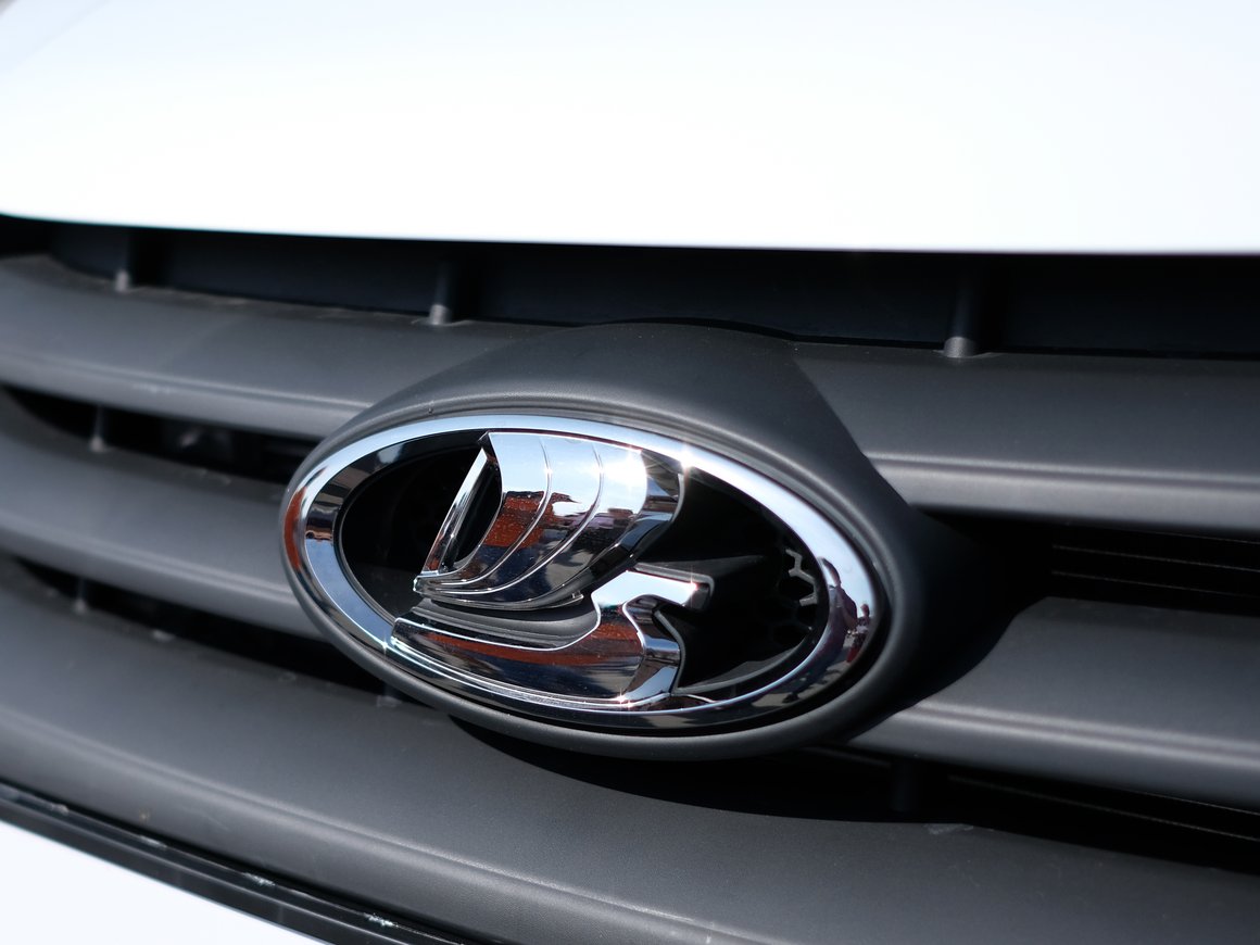 В «АвтоВАЗе» назвали сроки серийного выпуска «самого дешевого отечественного электромобиля»