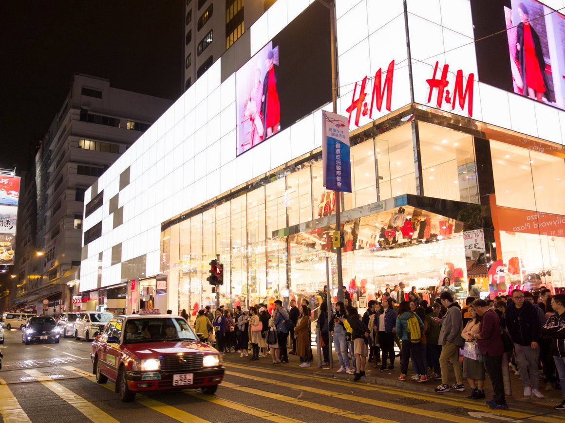 Китайские приложения выступили против H&M, Nike и других брендов из-за отказа от хлопка из Синьцзяна