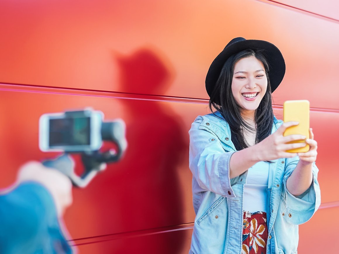 Зачет за лайки и репосты: в китайских колледжах начали готовить блогеров