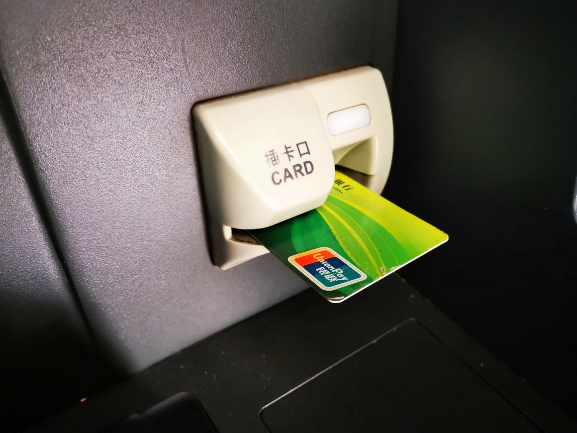 «Тинькофф» выпустит UnionPay для оплаты в Южной Америке, Африке и Азии