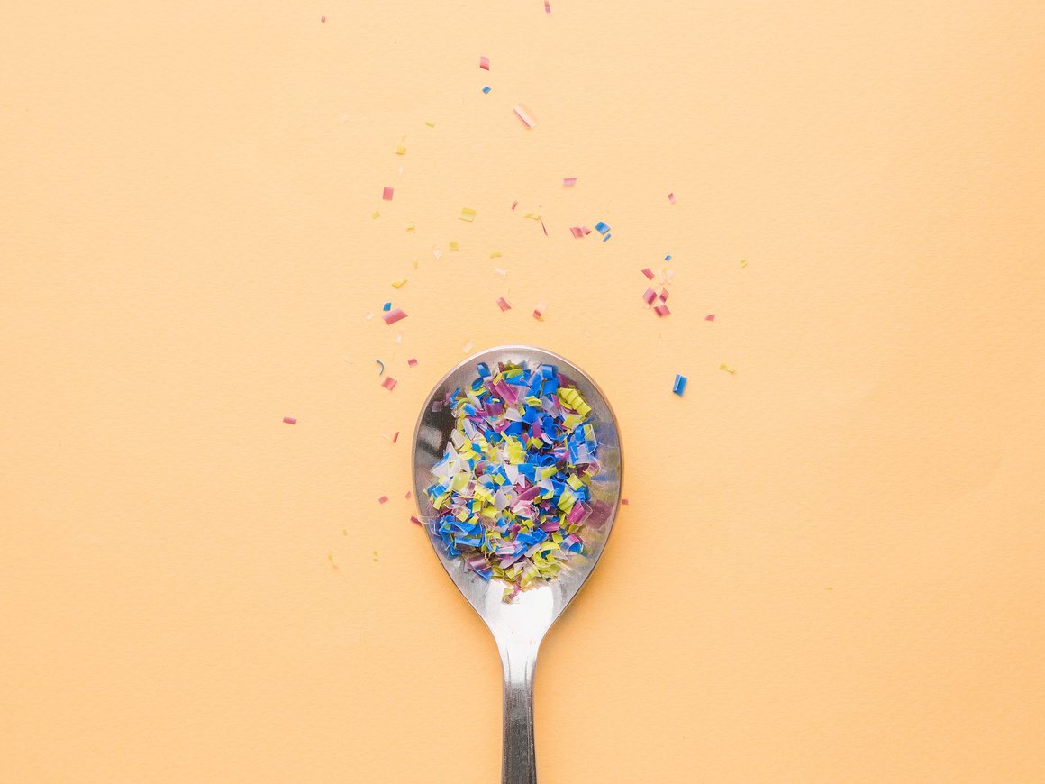 Ученые придумали рыбу-робота для очистки морей от пластика