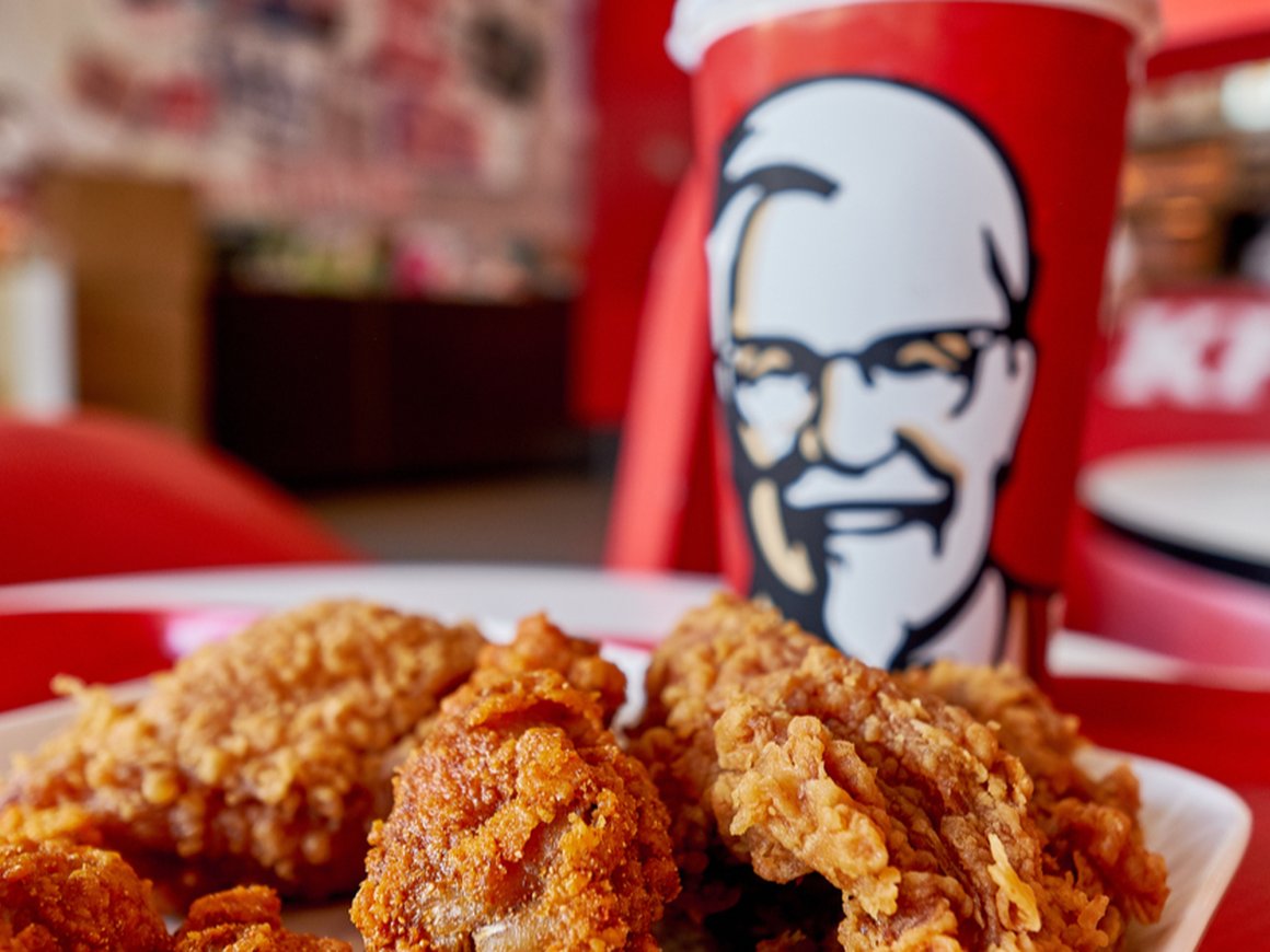 Российский KFC подал заявку в Роспатент на регистрацию нового логотипа