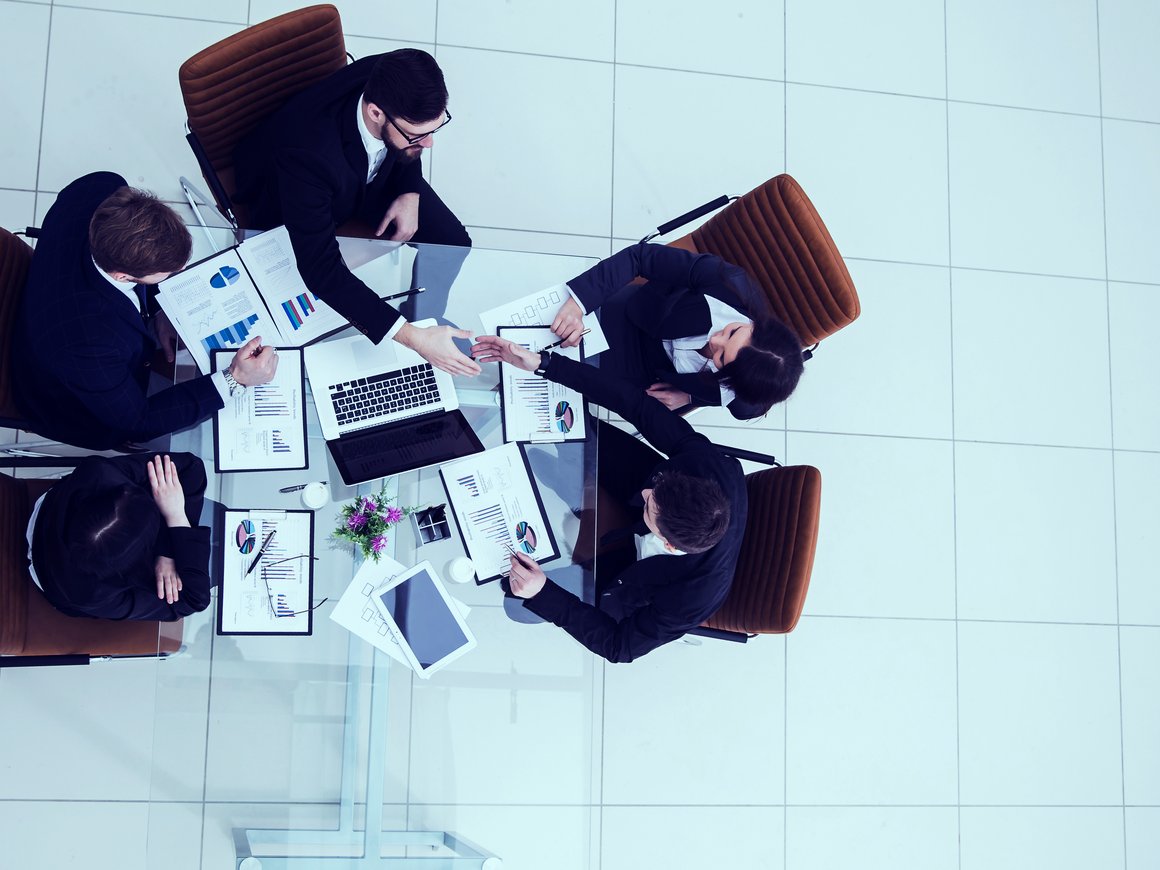 Хакатоны и конкурсы: зачем UX/UI-дизайнеру нужно место в жюри или среди экспертов