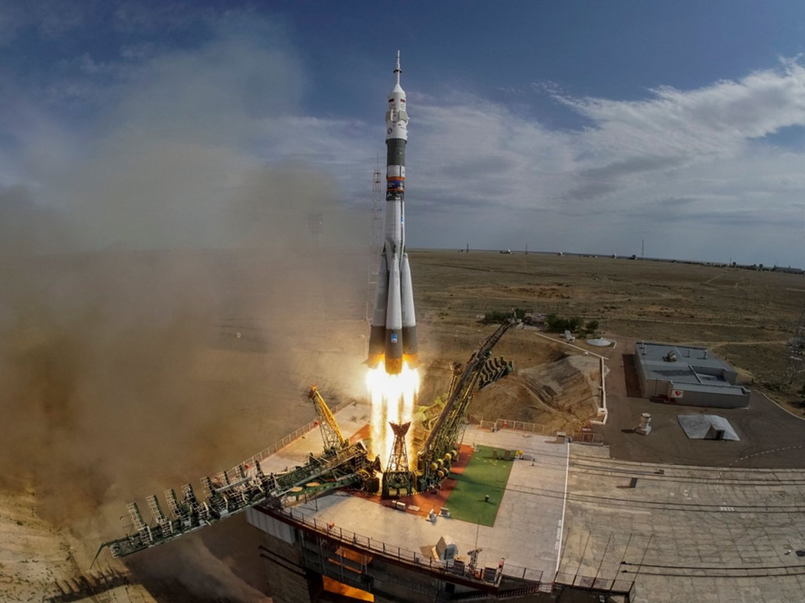 Маска, Безоса и Брэнсона захотели видеть на запуске российского «Союза»