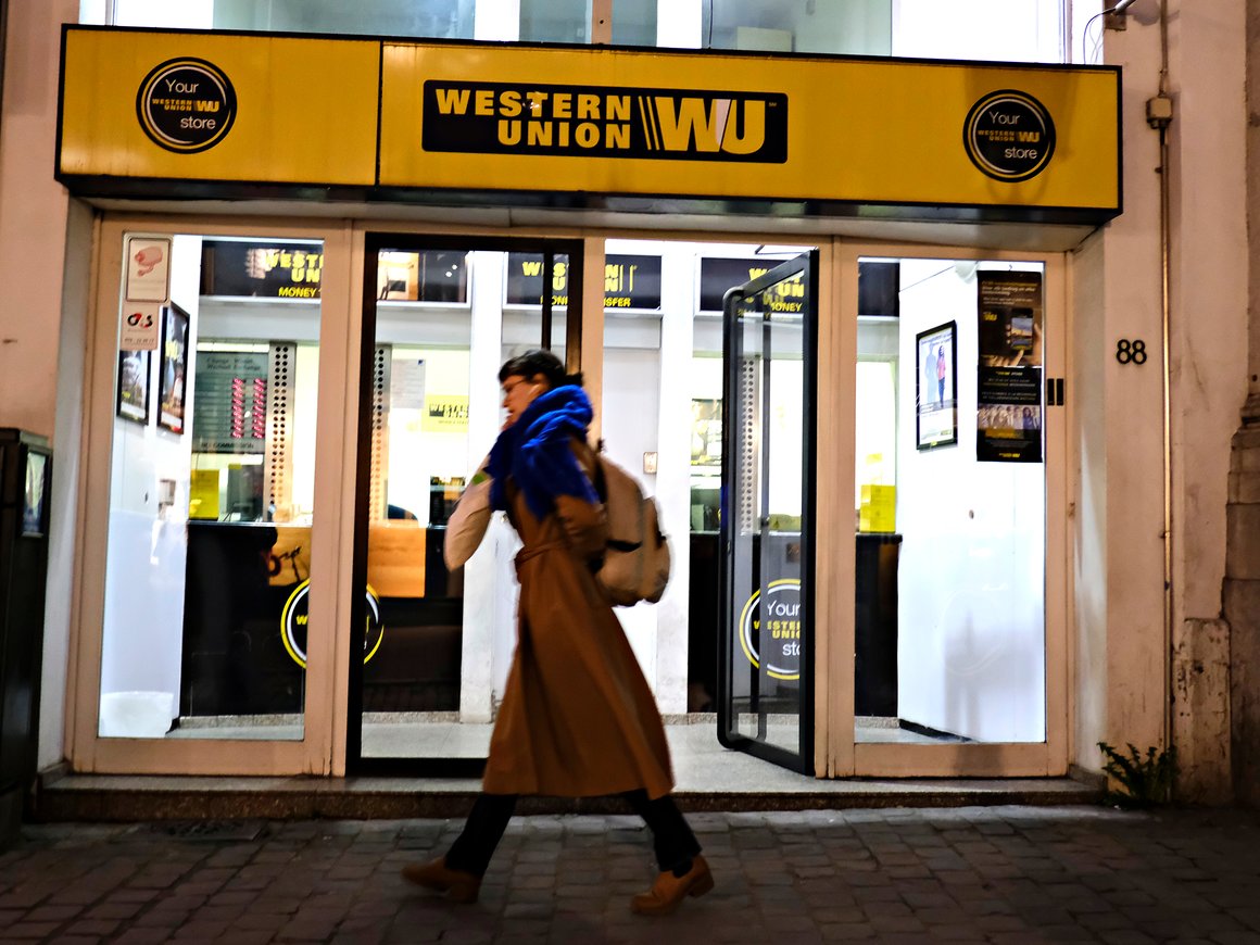 Western Union прекратит внутрироссийские переводы