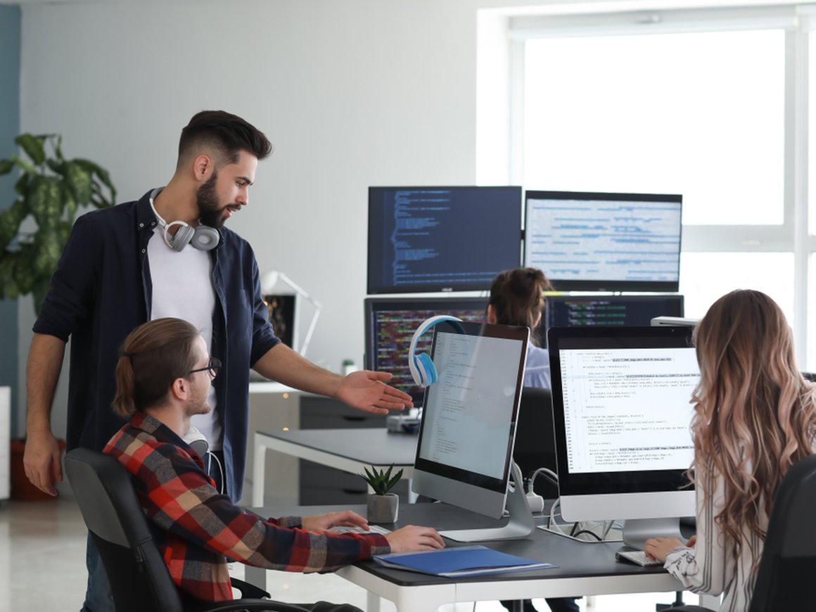 Специалисты «КРОК» расскажут, что изменилось в найме разработчиков