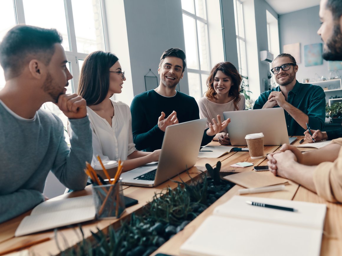 Хотите изо всех сил понравиться коллегам? Лучше используйте эти стратегии