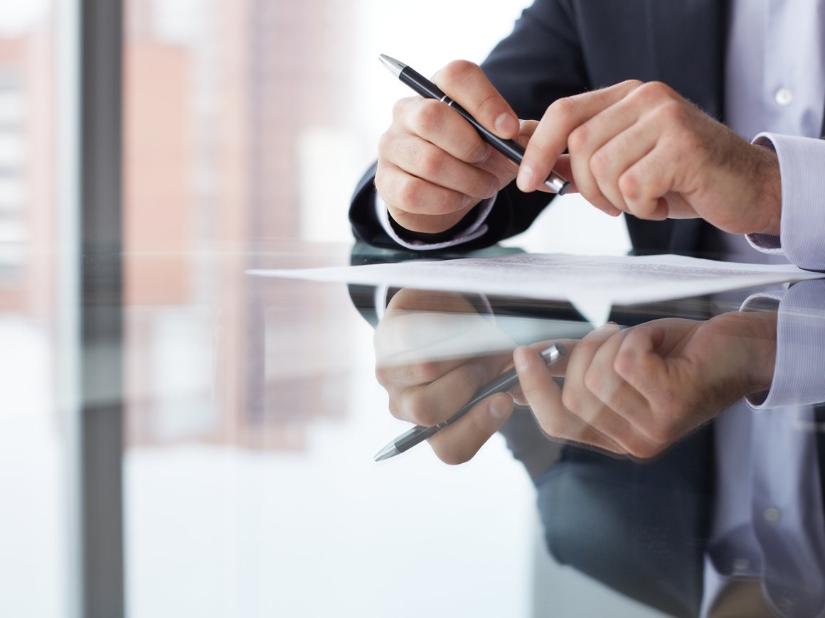 Малому бизнесу из ряда отраслей продлят срок уплаты налога на полгода