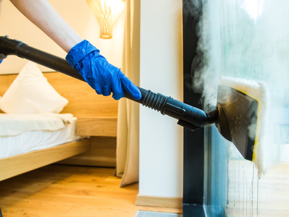 Венчурный фонд МТС вложил 60 млн рублей в сервис заказа бытовых услуг Airo