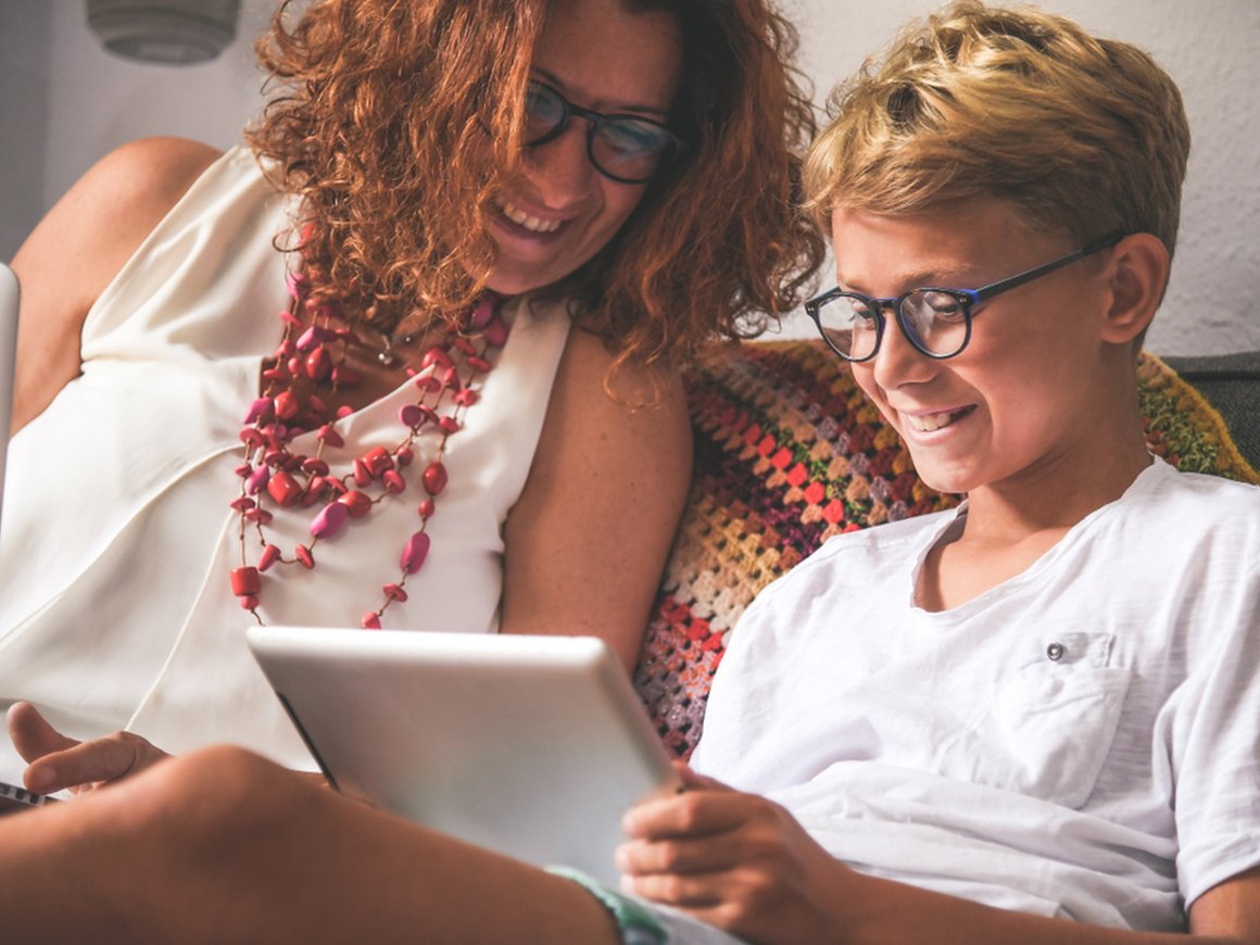 Онлайн-школа против классической: как лучше учиться