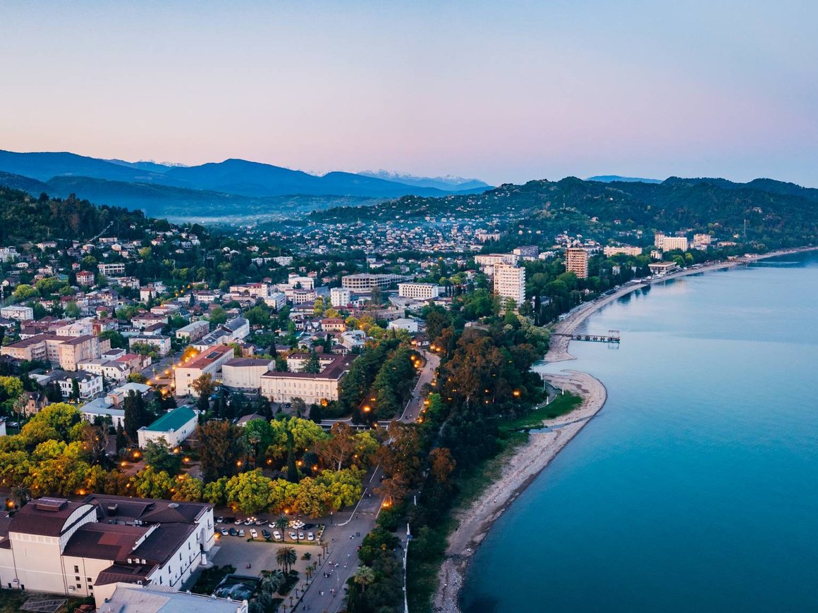 Россия возобновит авиасообщение с Абхазией в мае