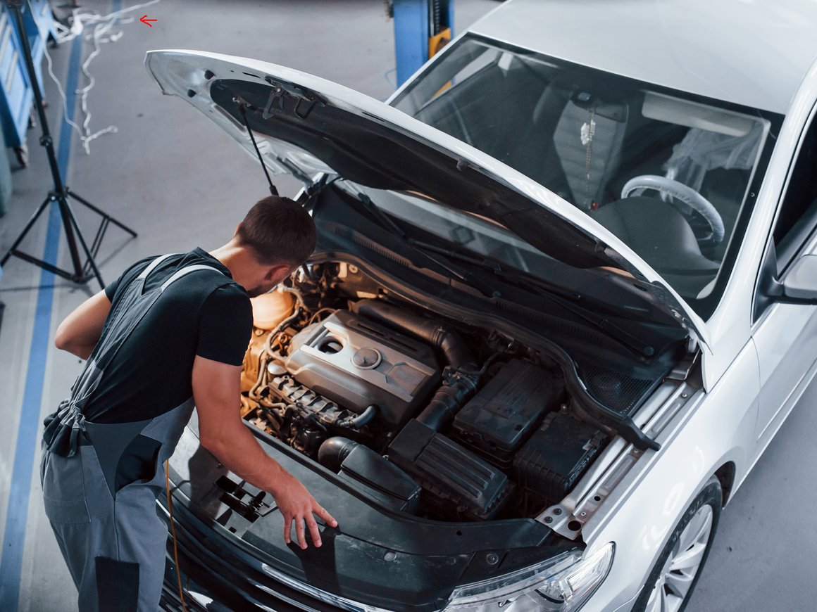 Дооснащение импортируемых авто за 1 млн рублей, увеличение штрафов за незаконный сбор биометрии: главное 19 мая