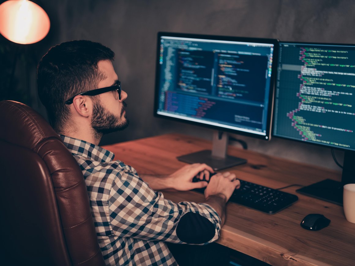 Коллега или конкурент? Что разработчики думают об ИИ-помощнике Copilot от GitHub