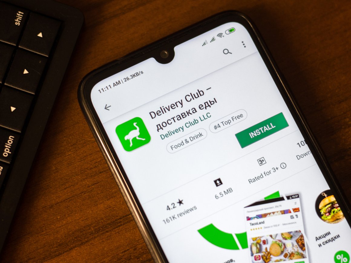 В Delivery Club появилась доставка продуктов от «СберМаркета»