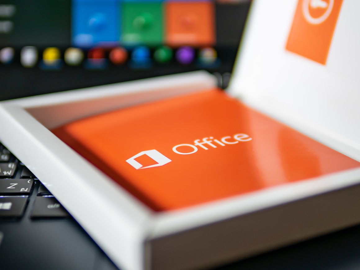 Microsoft следует продать Office и Windows — считает бывший топ-менеджер компании