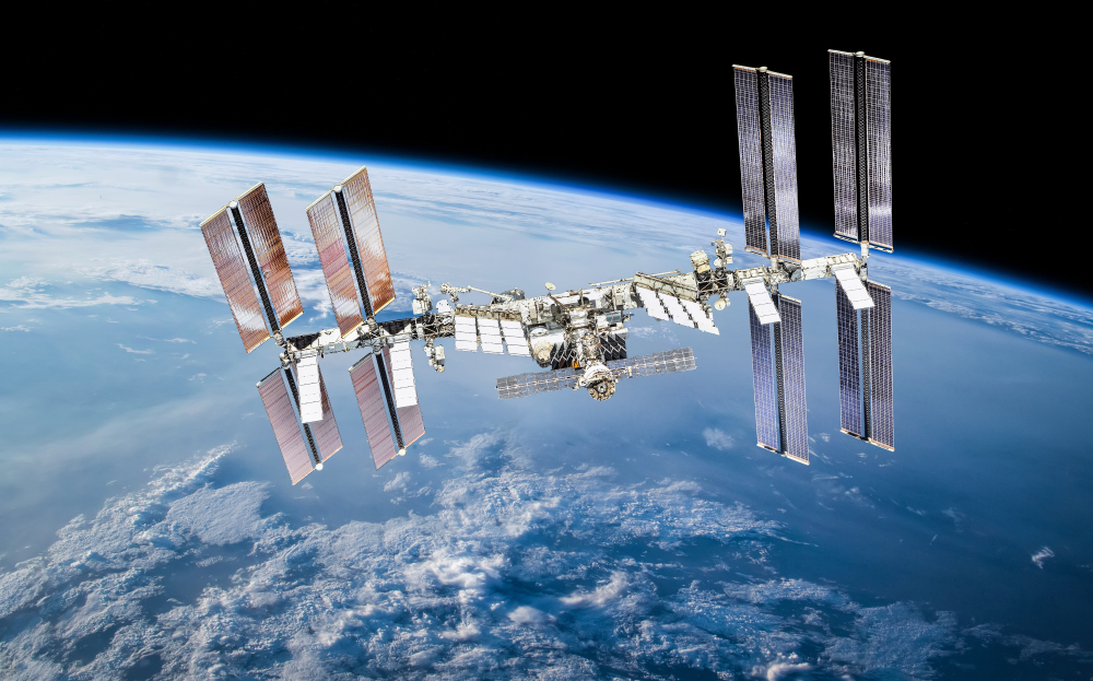 Российскую орбитальную станцию начнут разворачивать через 6 лет – Рогозин