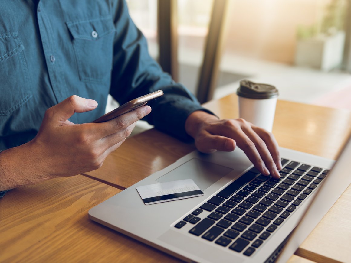 Система «Киберплат» перестала проводить платежи после отзыва лицензии у банка «Платина»