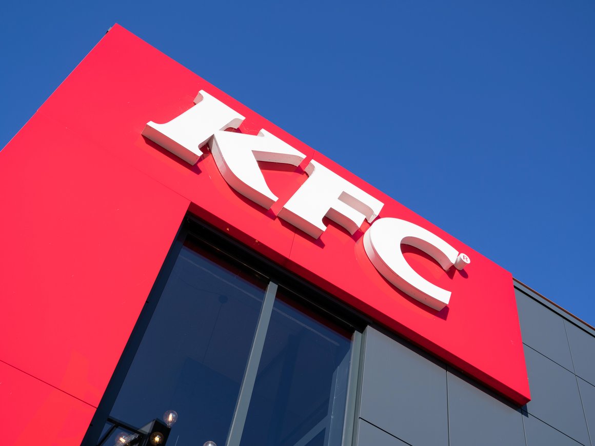 Холдинг Yum! Brands закрыл сделку по продаже российского бизнеса KFC