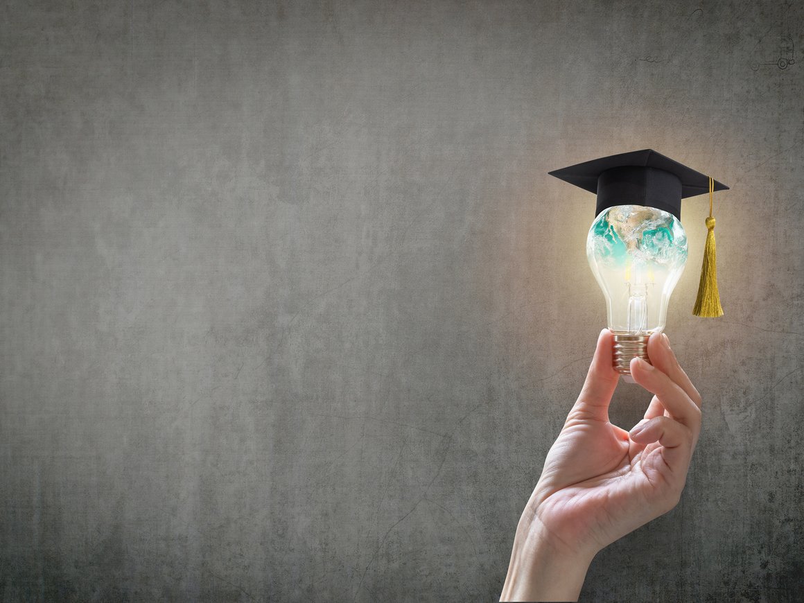 ЦБ сокращает штат, edtech лишается инвестиций: главное 27 февраля